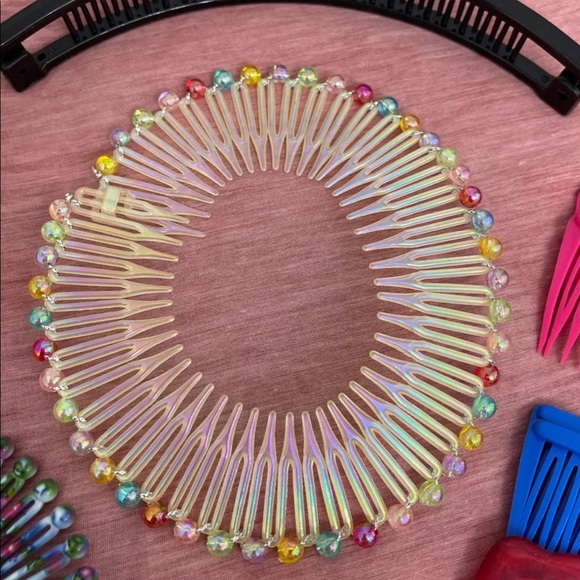 Hair Accessories (Lot of 22) - Picture 3 of 9